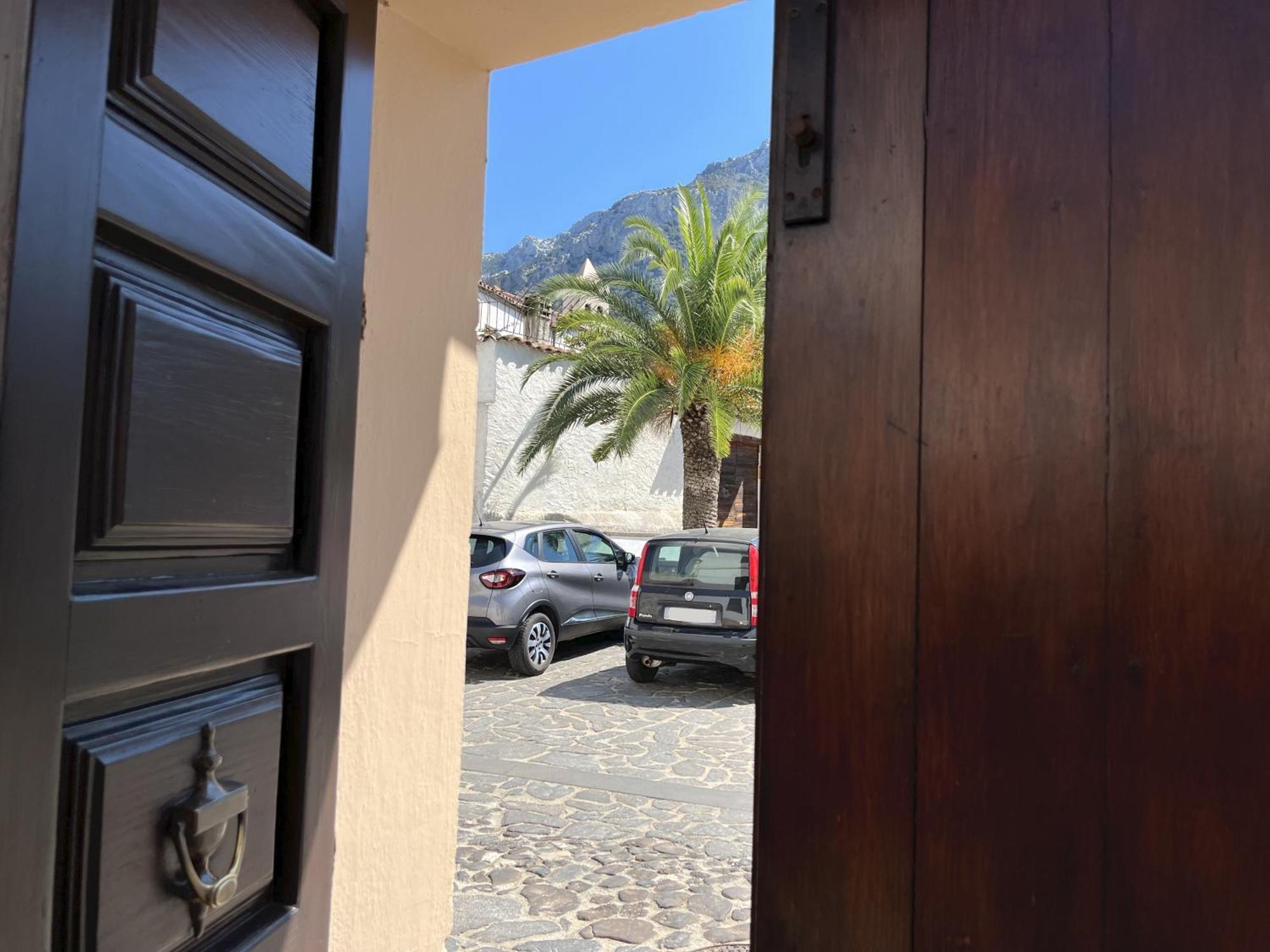 Casa Lia - Independent Apartment In The Gulf Of Orosei Galtellì Buitenkant foto